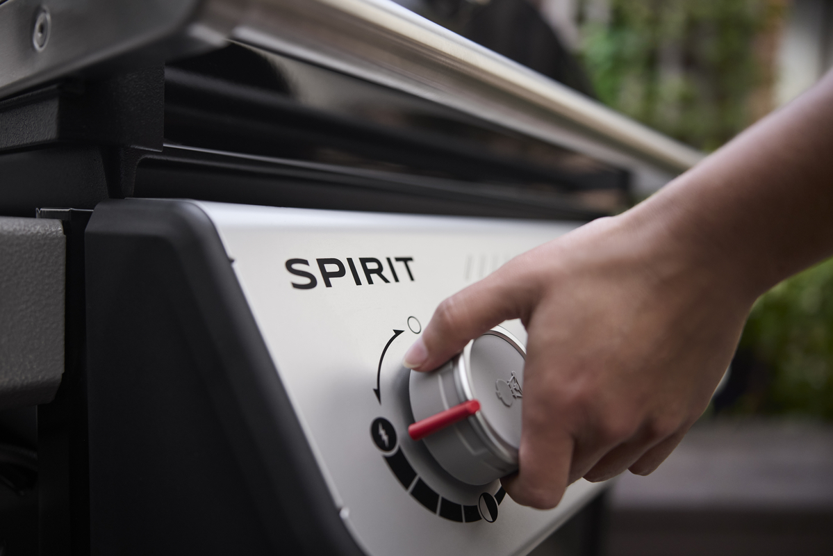 Weber Spirit E-310 Black