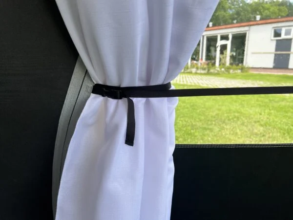 Reda Explore Frontpro Gordijnenset Daisy White 450