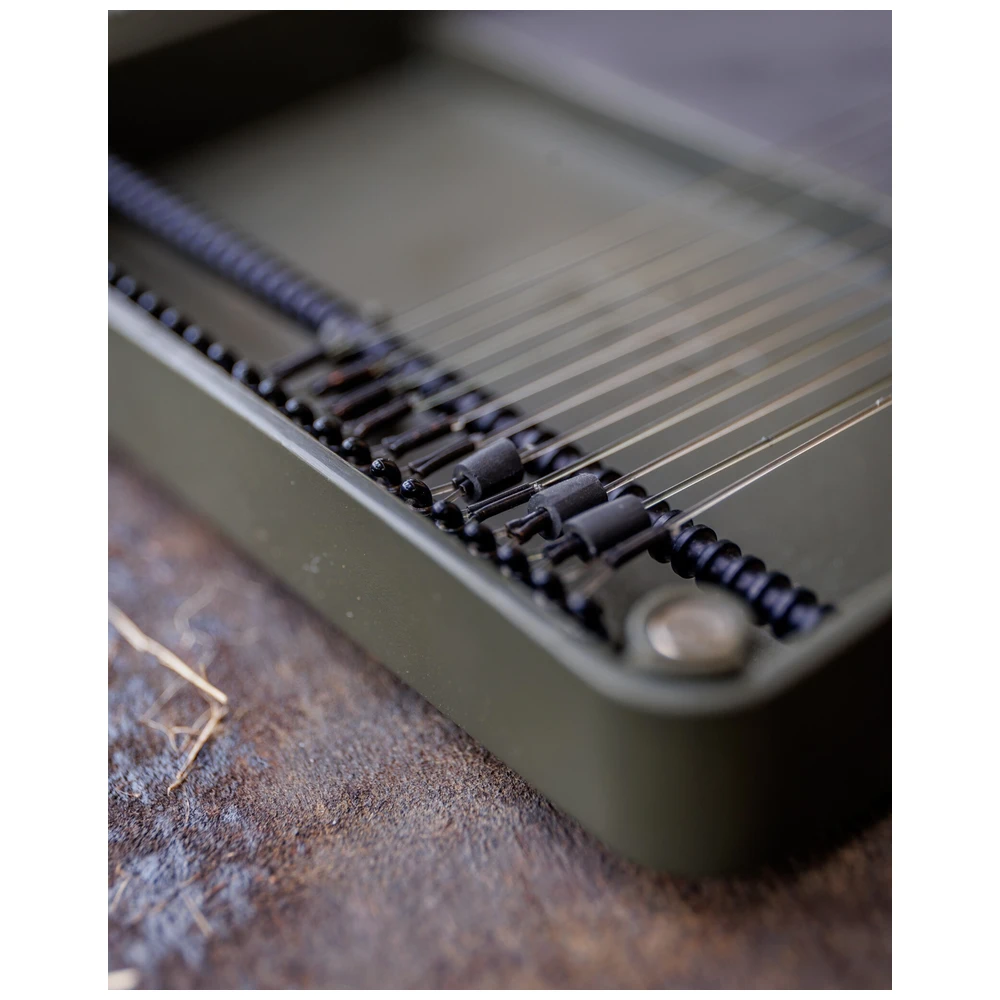 Fox Edges Medium Rig Box Inc 50 Pins