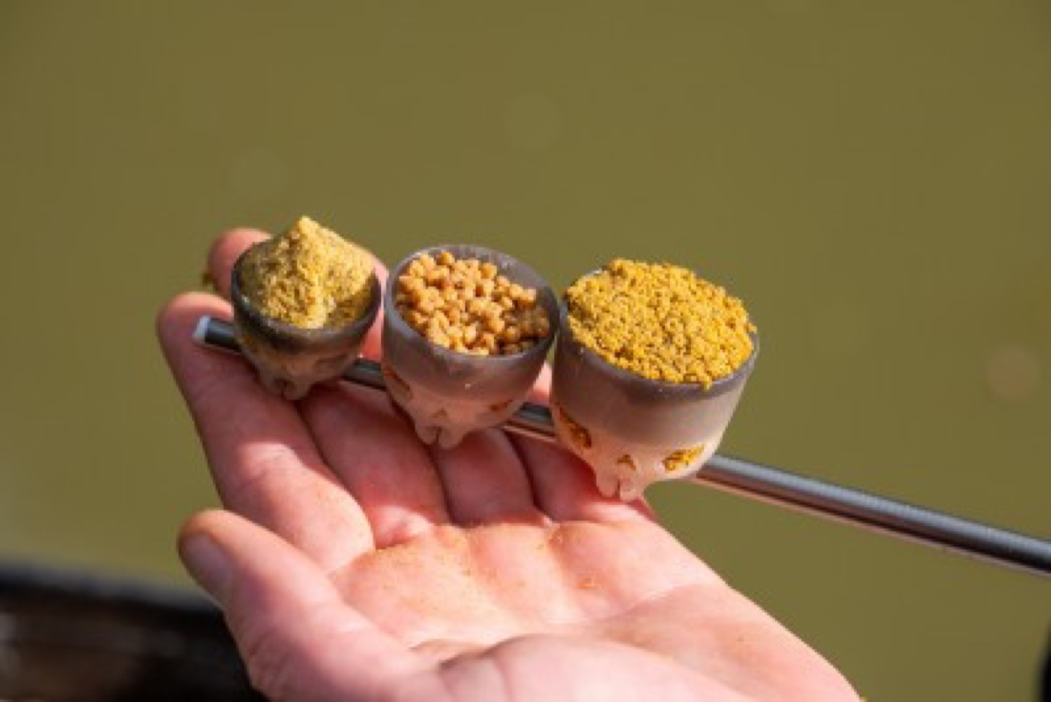 Guru Fast Release Pole Pots M