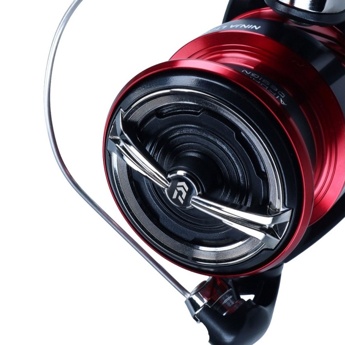 Daiwa 23 Ninja Lt3000-C