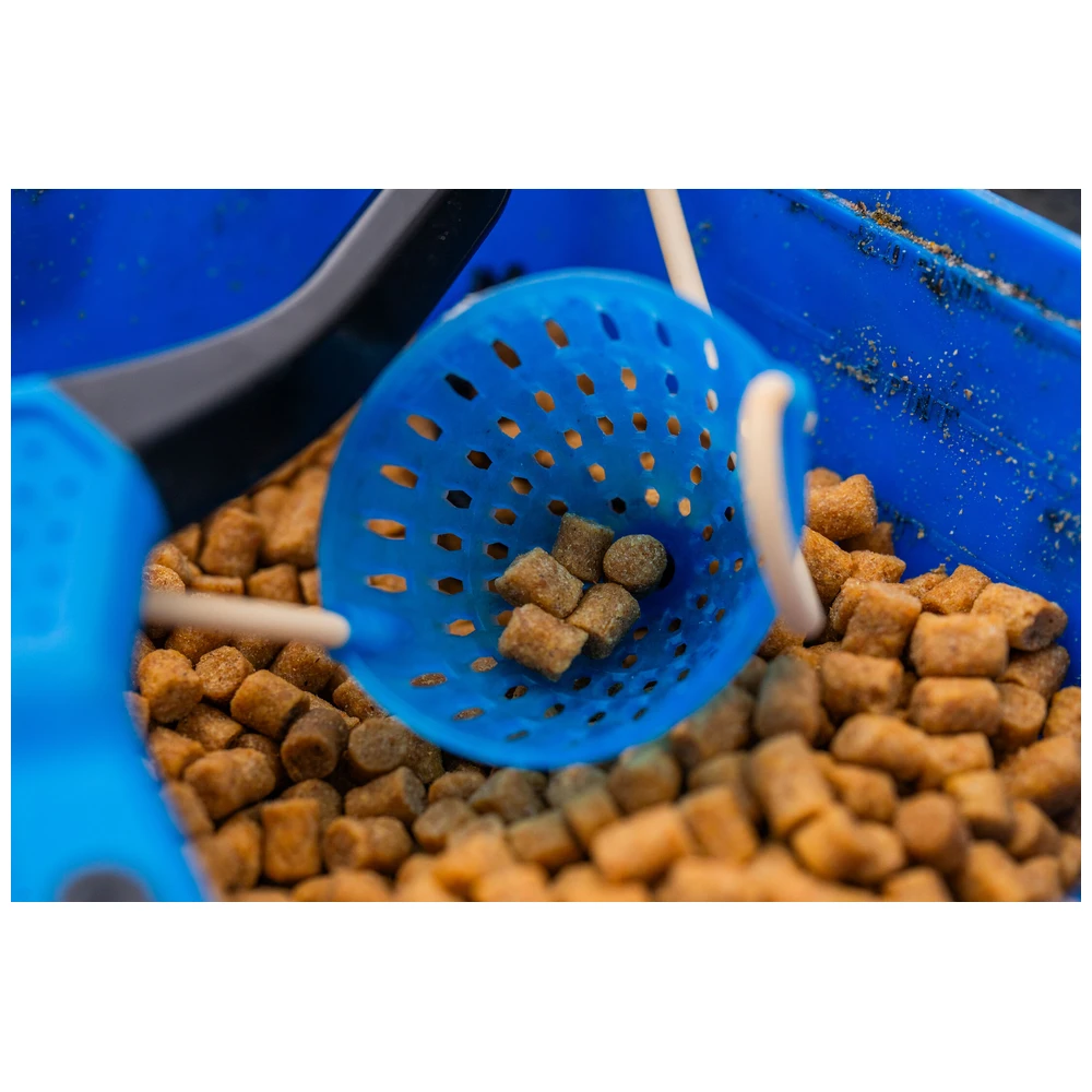 Preston Large Dura Slip Catapult Medium