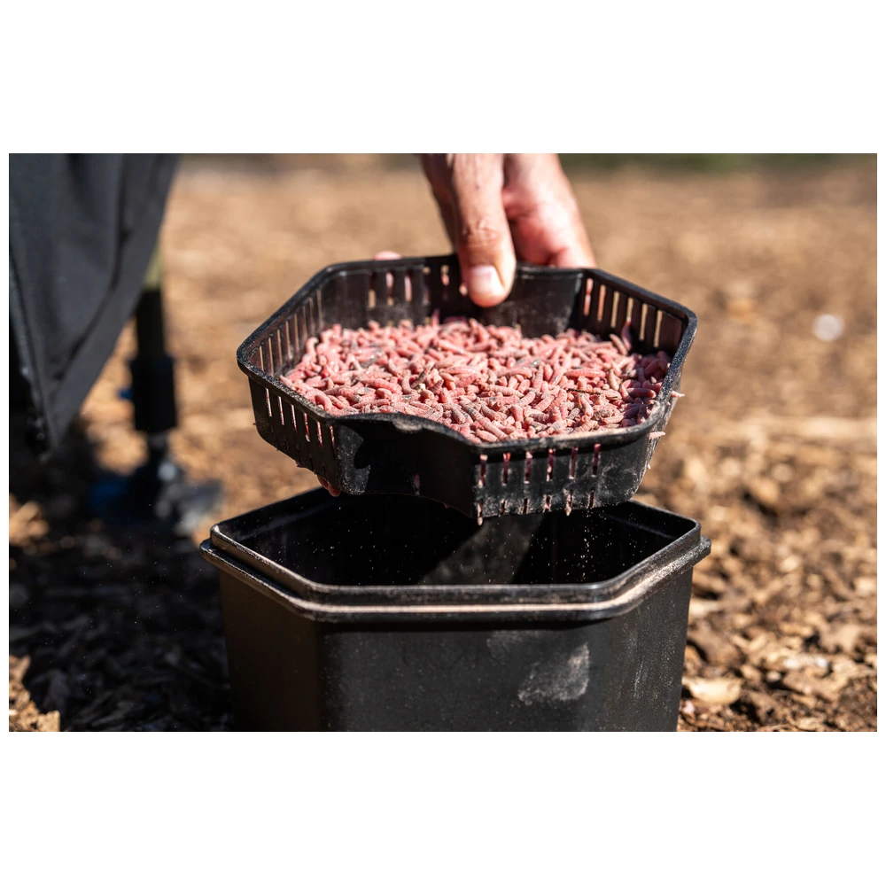 Zebco Secure-Lock Bait Box + Sieve 2L