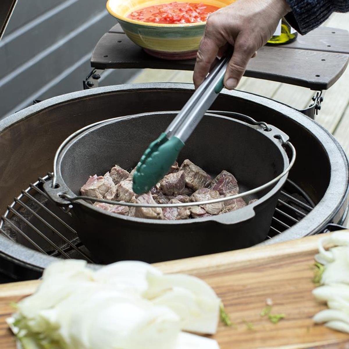 Big Green Egg Cast Iron Dutch Oven