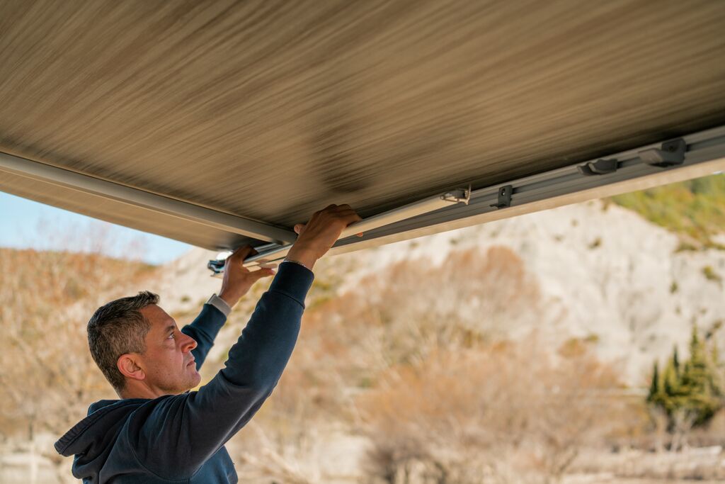 Fiamma F45S Deep Black