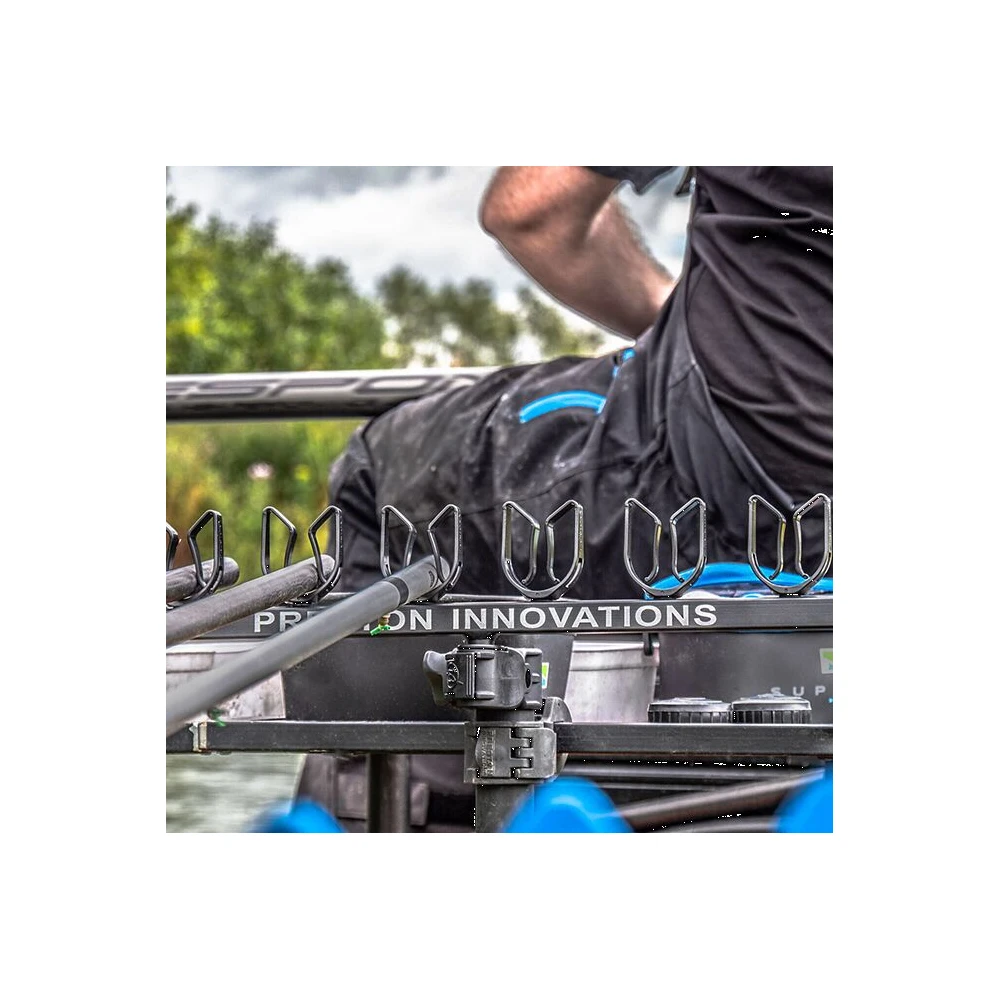 Preston Standard Gripper Roost 8