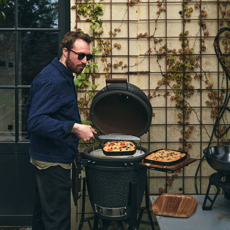 The Bastard Cast Iron Sizzling Plate & Holder 24X32