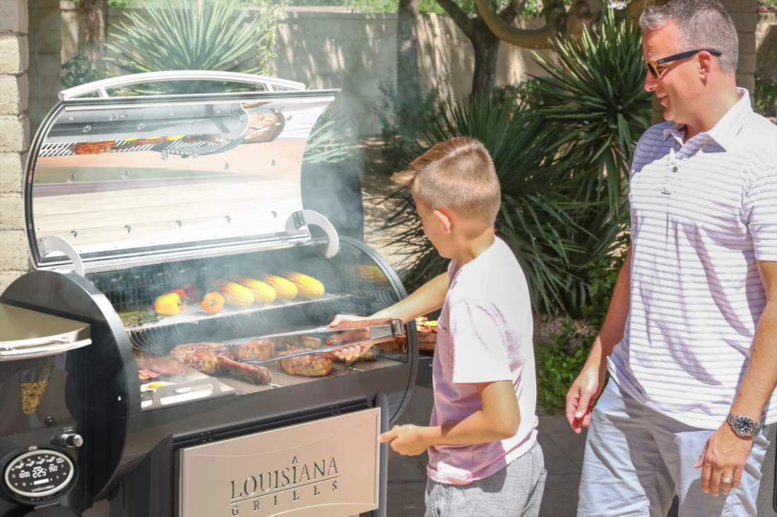 Louisiana Grills Legacy 1200 - Founders Series Lg1200Fl