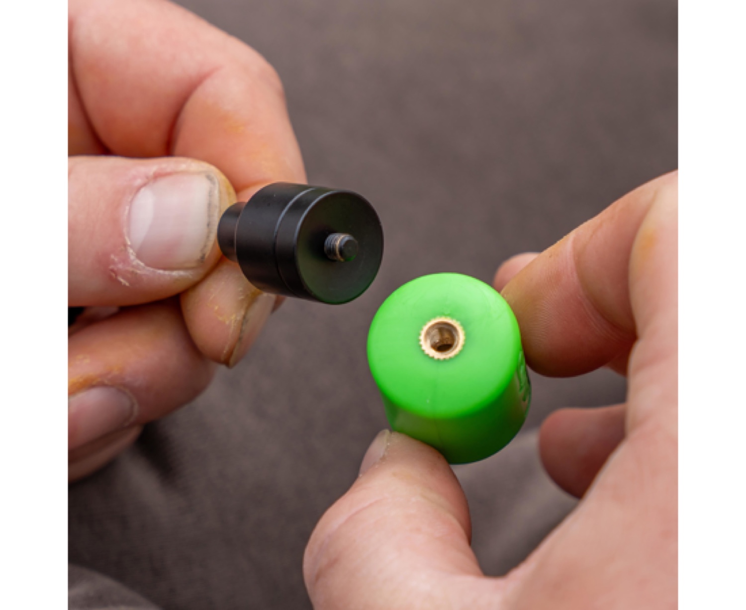 AVID Revolve XL Bobbin Kit Red