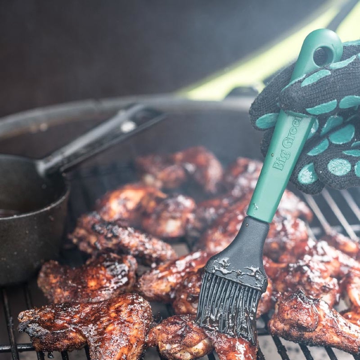 Big Green Egg Gietijzeren Sauspan Met Kwast