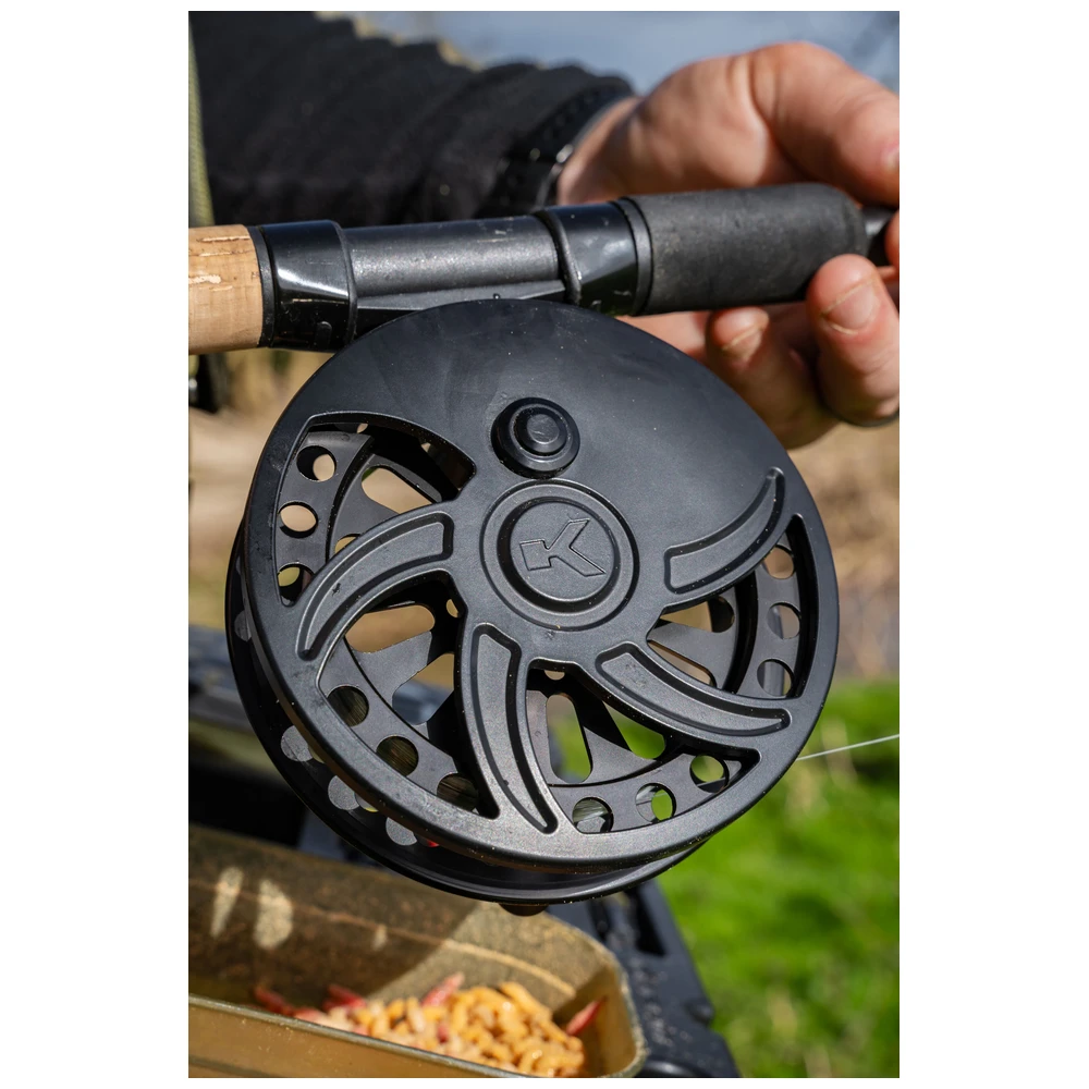 Korum Glide Stealthmode Centrepin