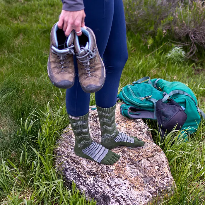 Injinji Outdoor Midweight Crew Wool