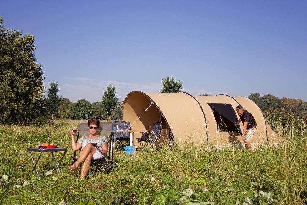 Karsten Tunneltent Opera 2400 - Beige