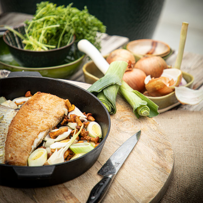 Big Green Egg Cast Iron Skillet Small