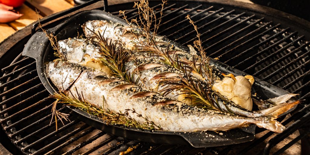 Big Green Egg Perforated Half Grid Large