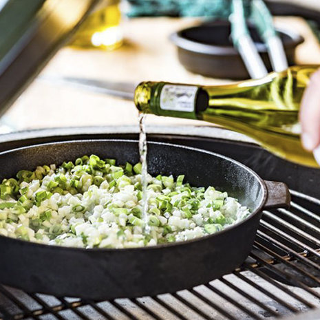 Big Green Egg Cast Iron Skillet Small