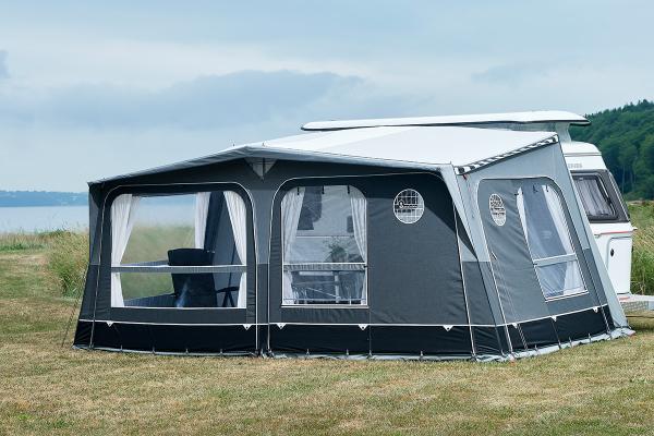 Isabella Eriba Touring