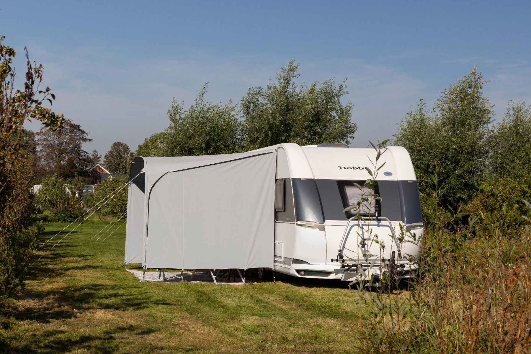 KARSTEN TOURING ZIJWAND DICHT LICHT GRIJS