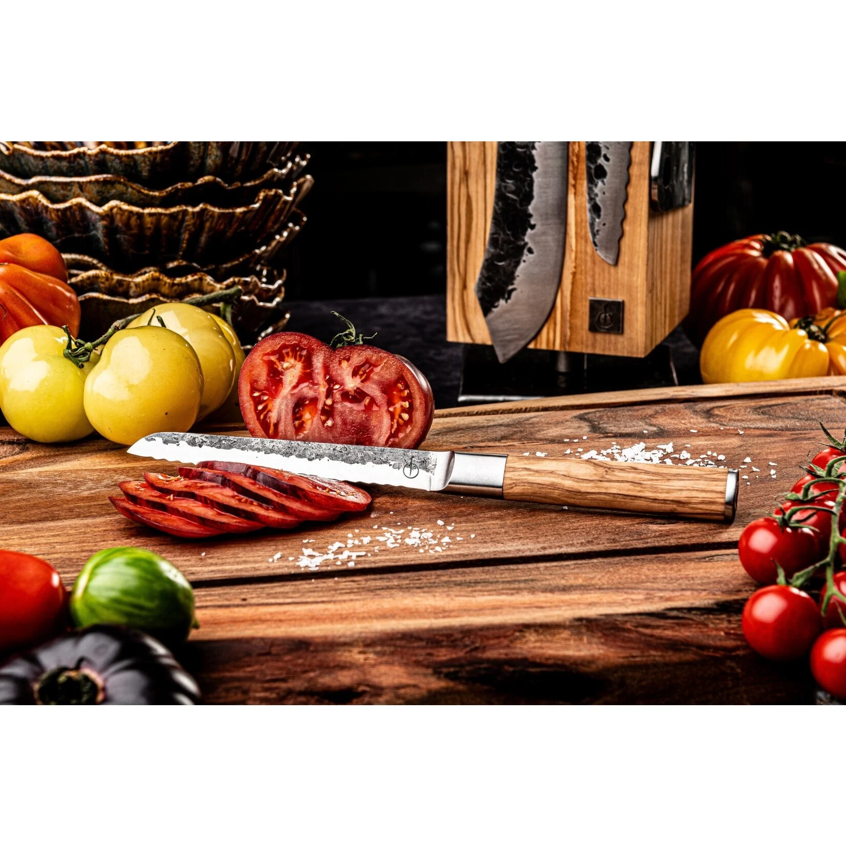 Forged Olive Universeel mes - 14Cm - Gekarteld