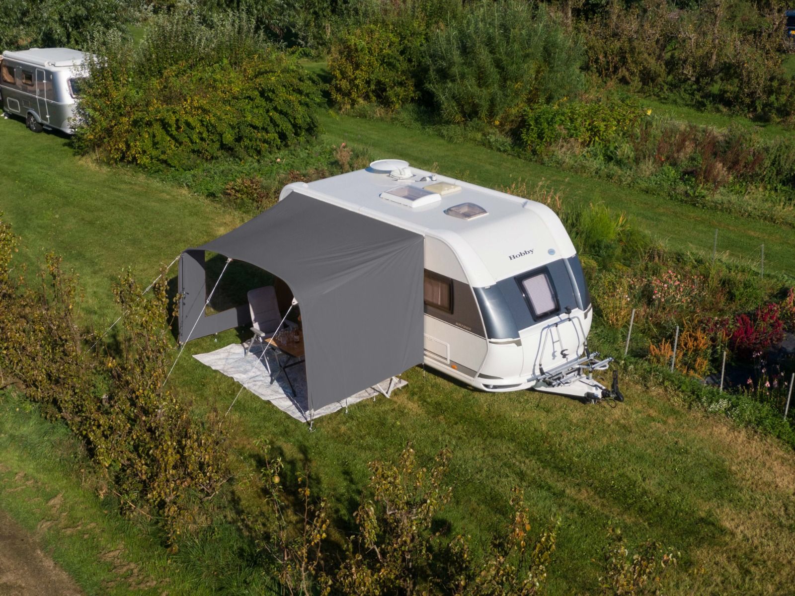 KARSTEN TOURING ZIJWAND DICHT ANTRACIET