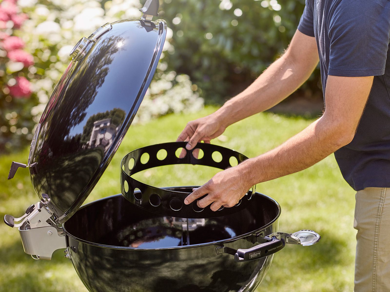 Weber Master-Touch Premium E-5770 Black