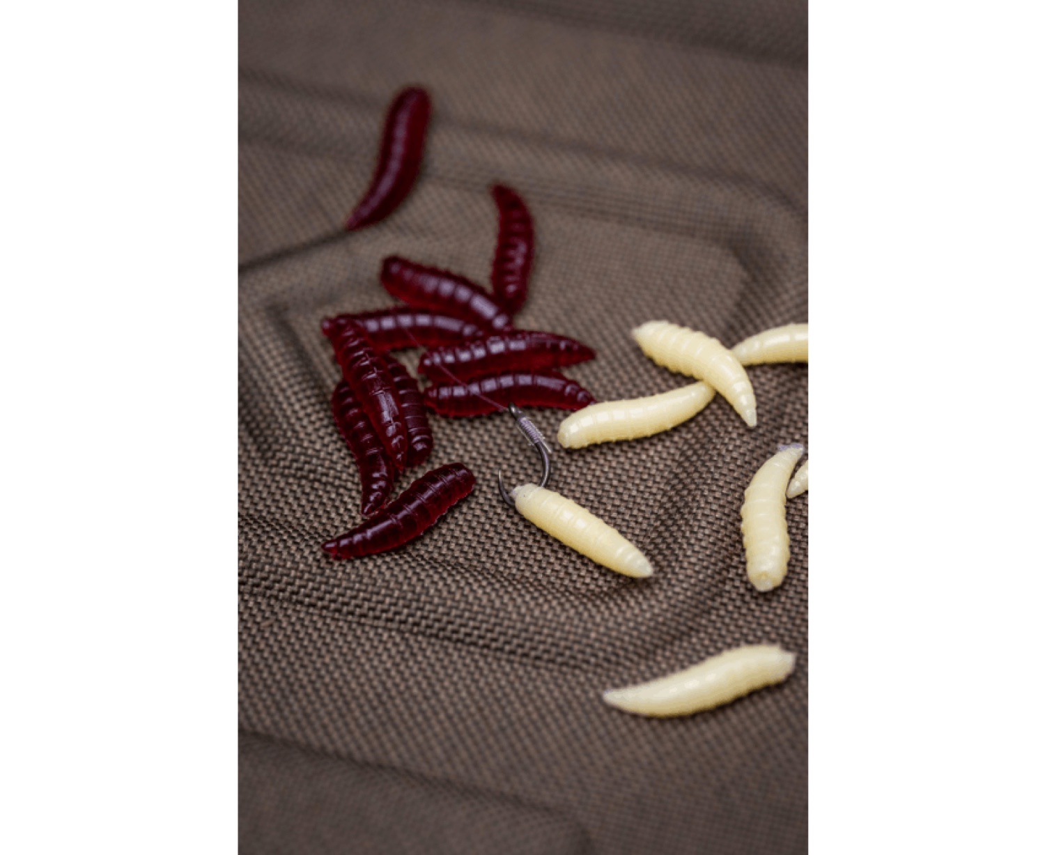 Korum Floating Grubs Red
