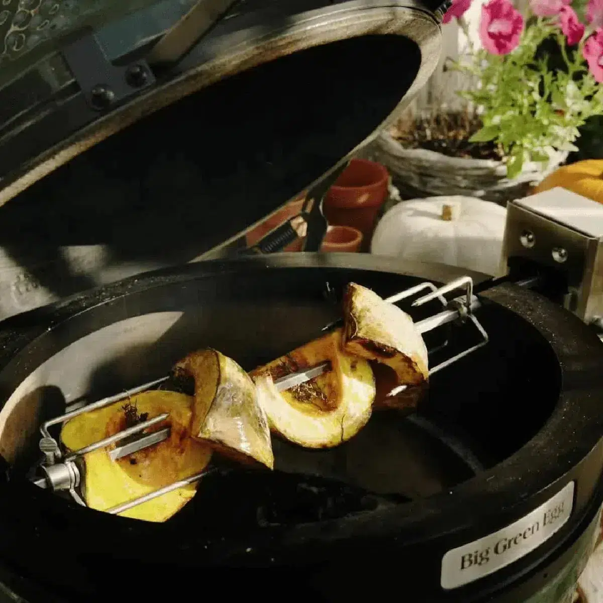 Big Green Egg Rotisserie XL