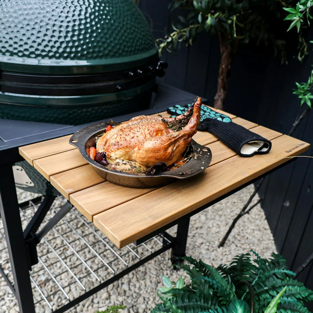 Big Green Egg Frame Mate