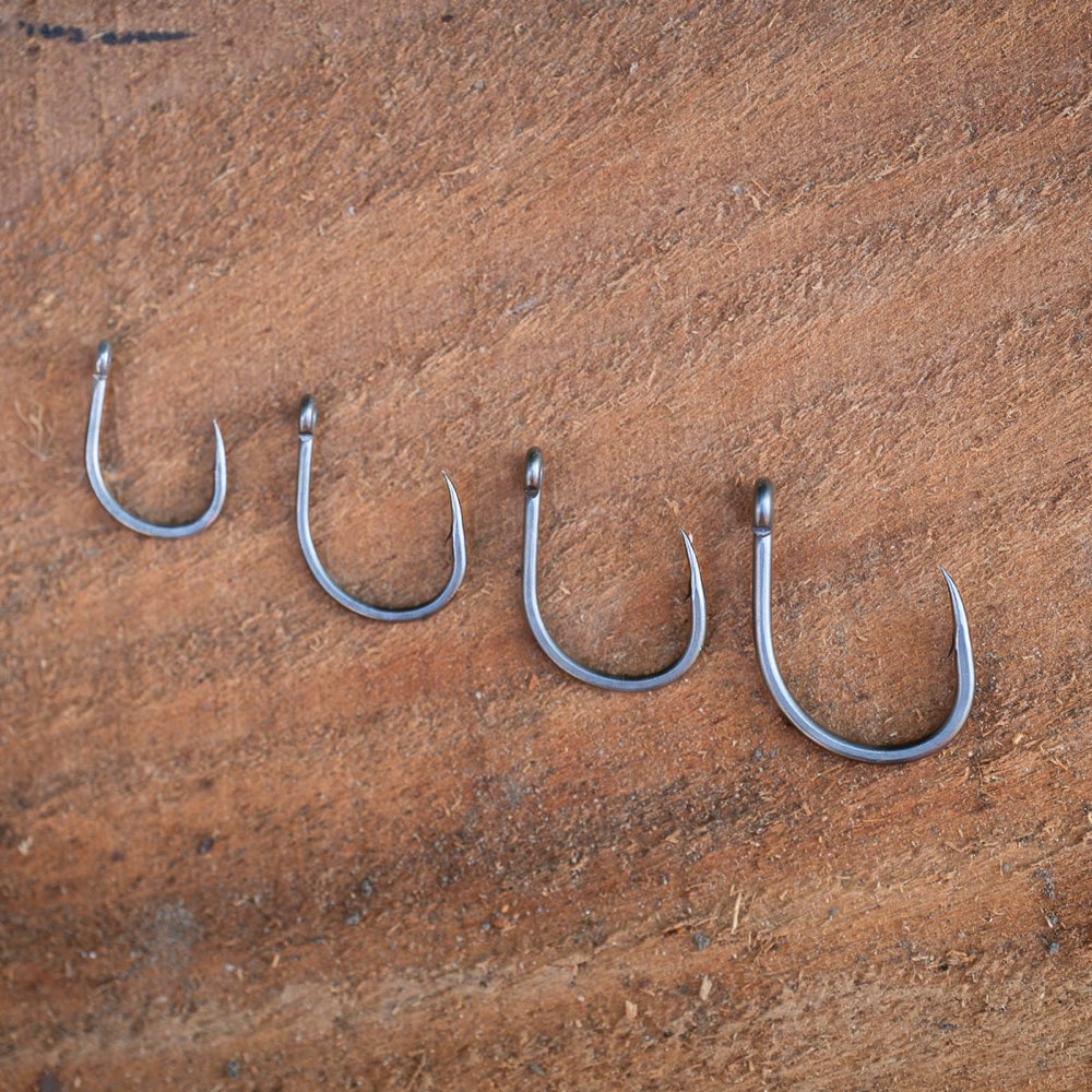 PB Products Wide Circle Hook Ptfe Size 6 10Pcs