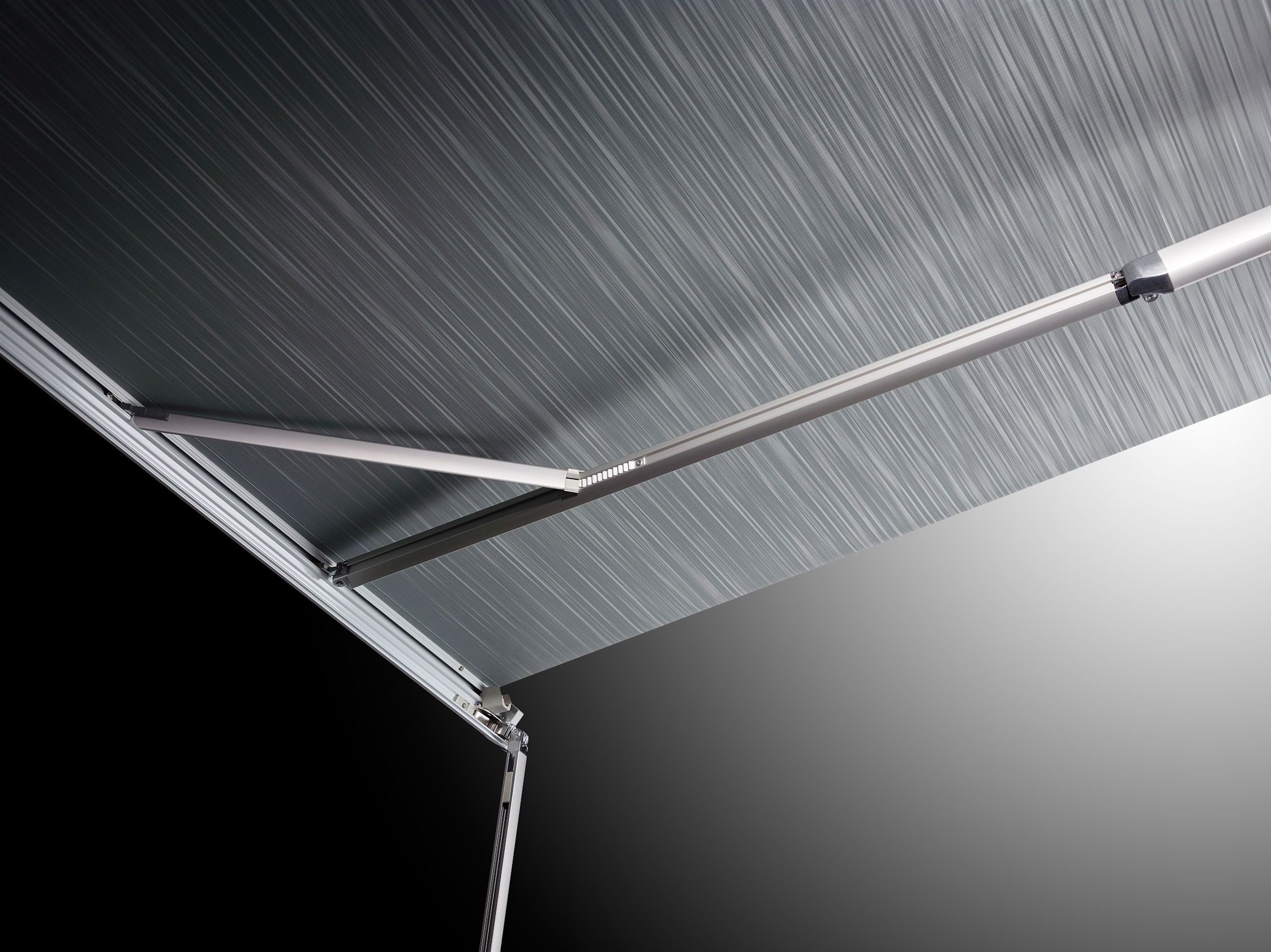 Thule 5200 Cassetteluifel Aluminium