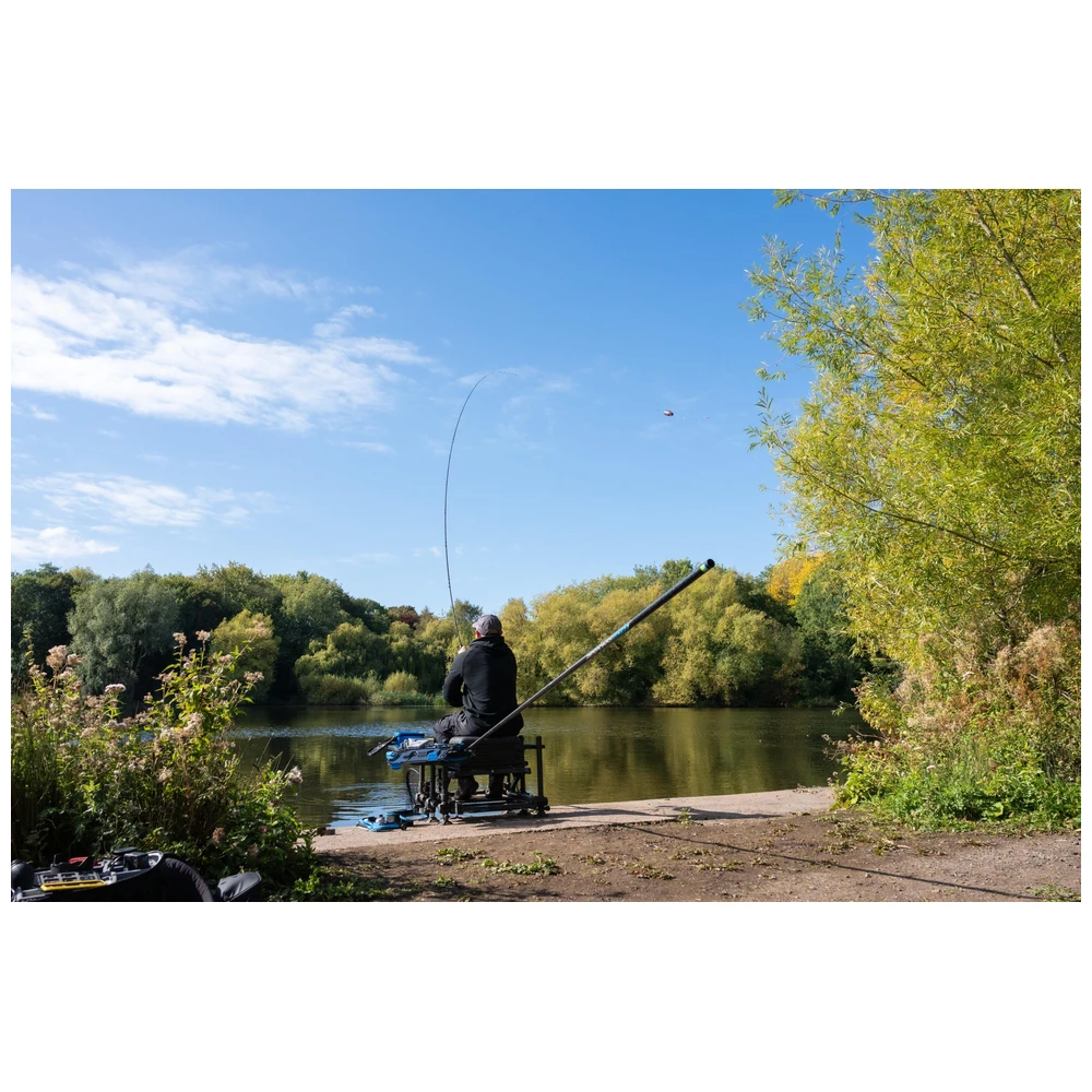 Preston Carp Maggot Feeder L-20g