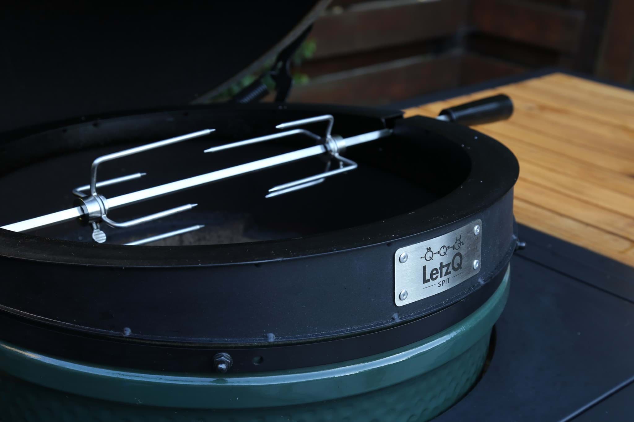 Big Green Egg LetzQ Spit Kamado 18 Inch - Large