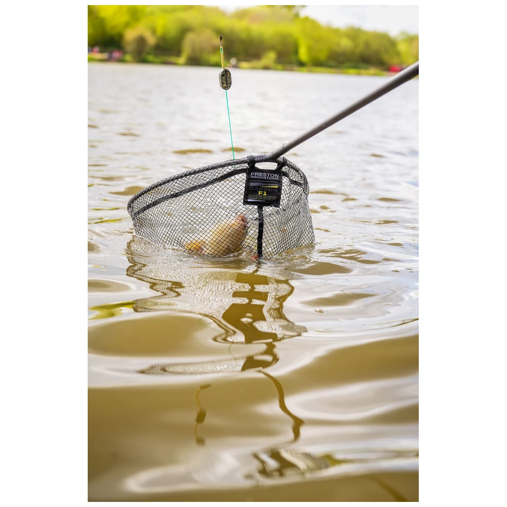 Preston Carbon F1 Latex 18" Net