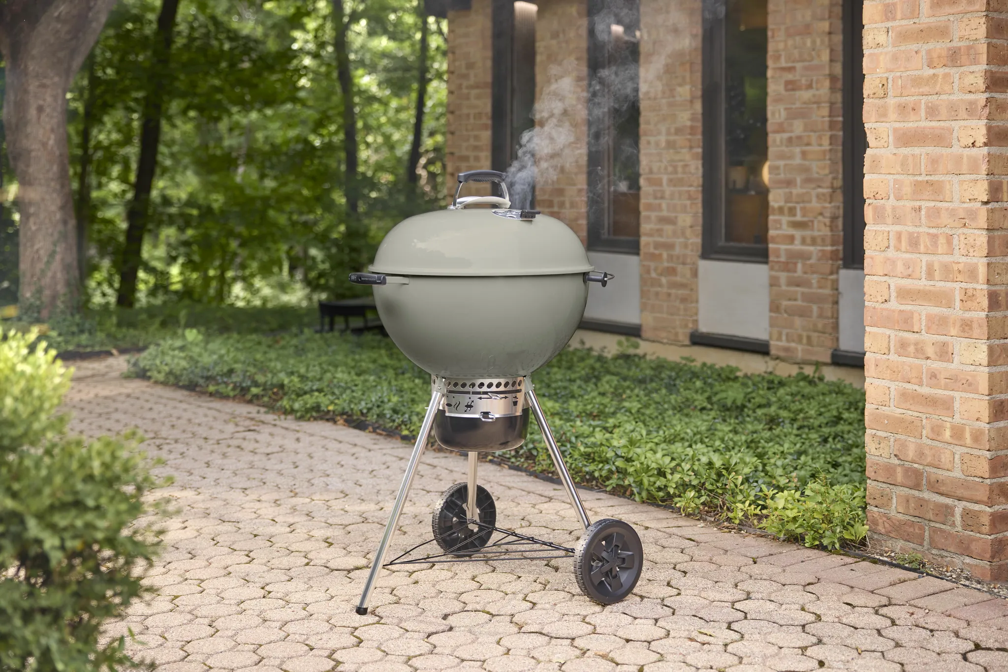 Weber Master-Touch GBS SE E-5755 Smoke