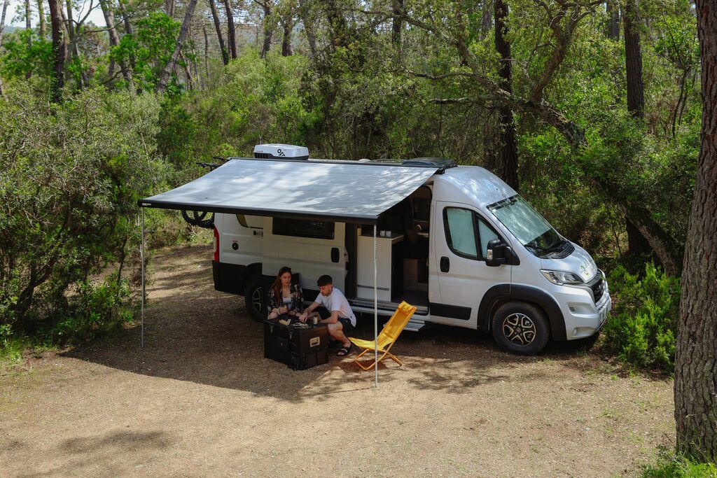 Fiamma F80S Deep Black