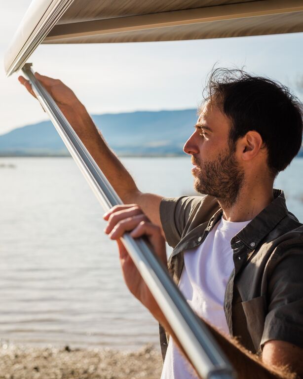 Fiamma F80S Titanium