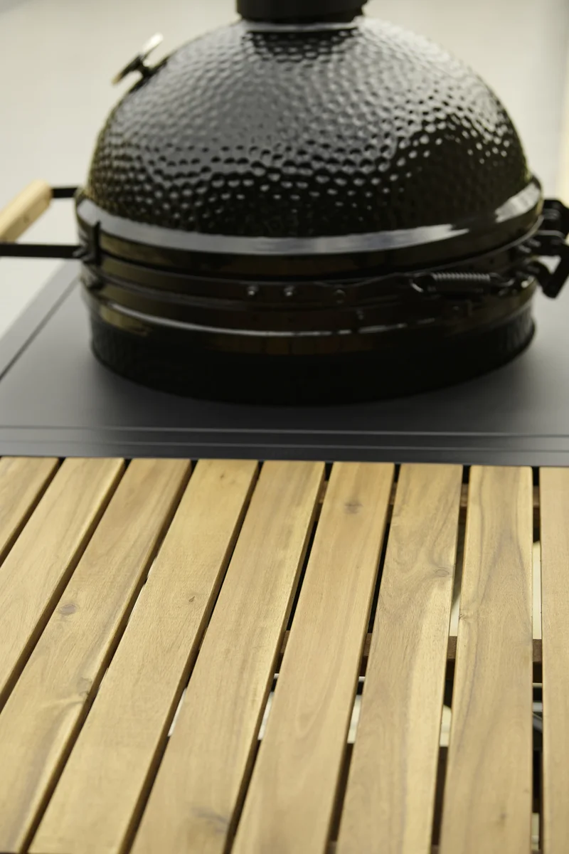 Big Green Egg Onyx Large Outdoor Kitchen