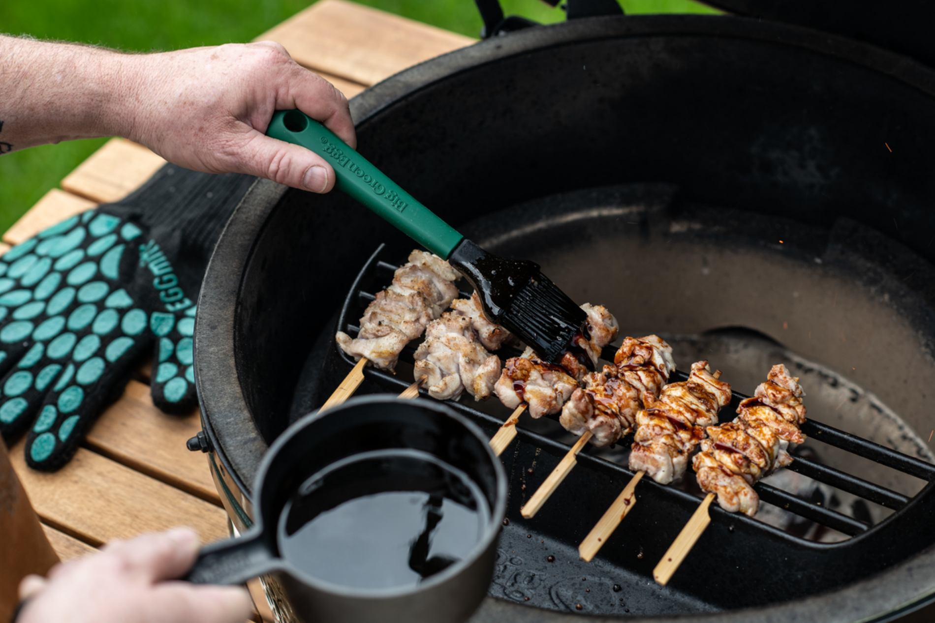 Big Green Egg Cast Iron Satay Grill